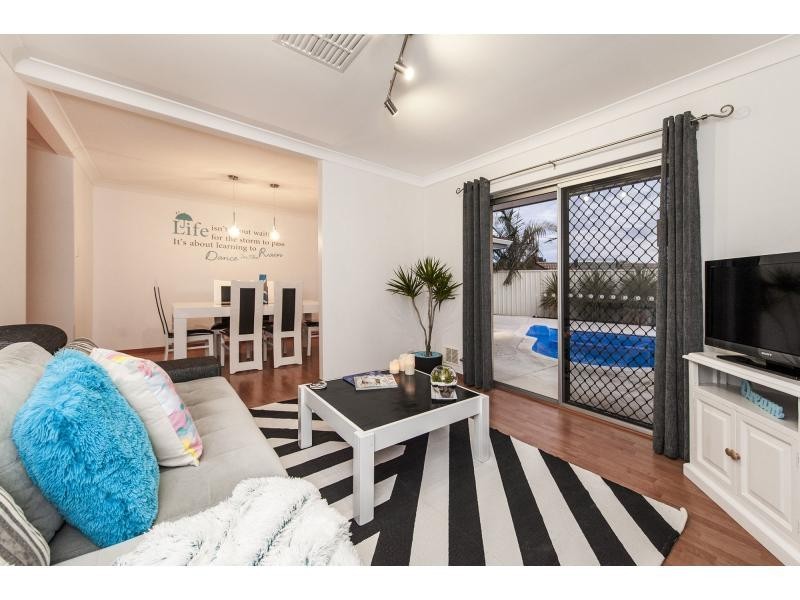 7 Darwinia Place, Greenwood WA 6024