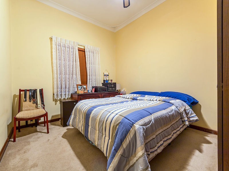 10 Knebworth Avenue, Perth WA 6000