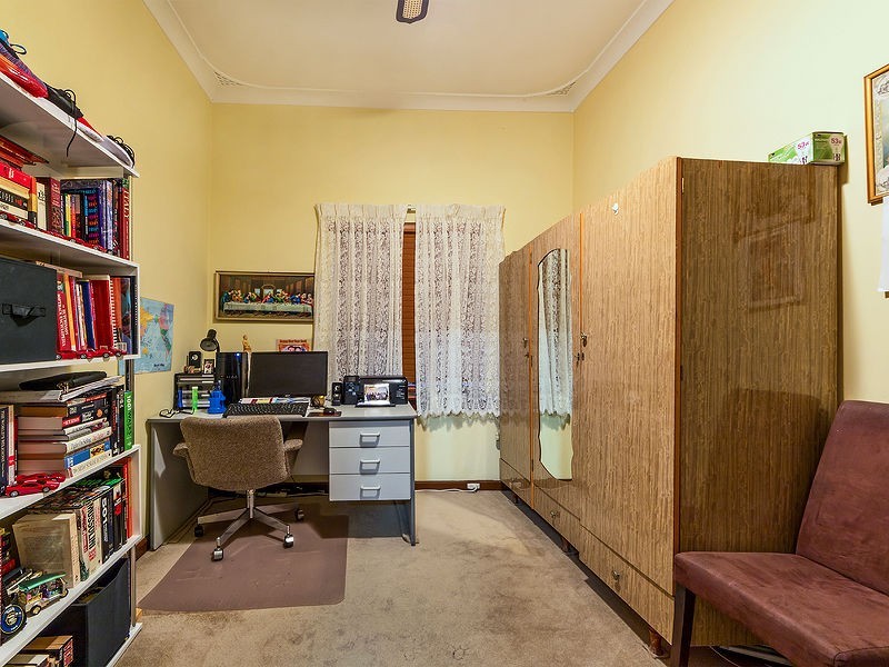 10 Knebworth Avenue, Perth WA 6000