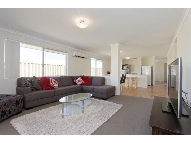 137 Waldburg Drive, Tapping WA 6065