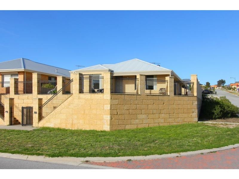 137 Waldburg Drive, Tapping WA 6065