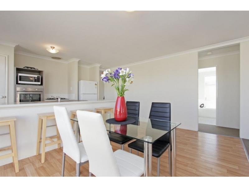 137 Waldburg Drive, Tapping WA 6065