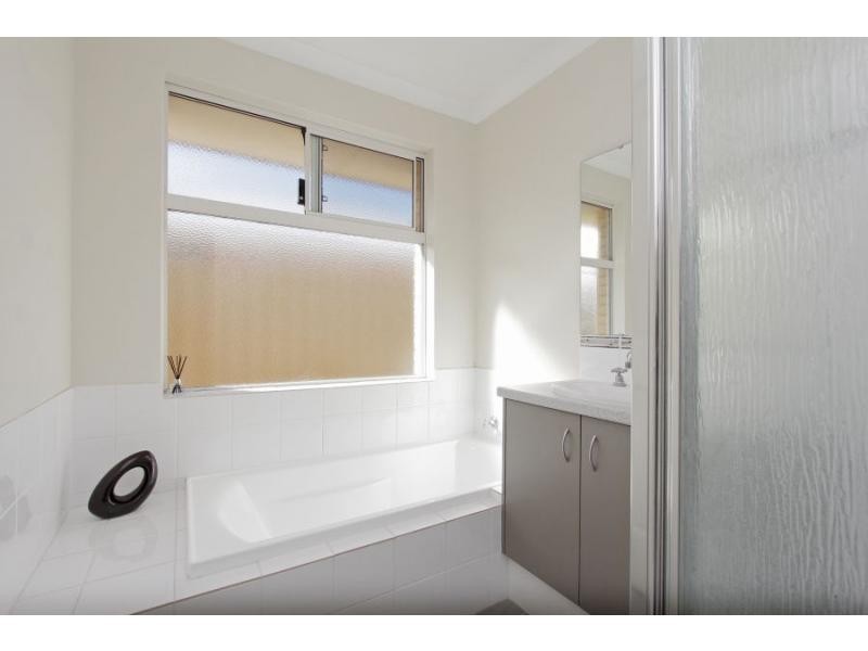 137 Waldburg Drive, Tapping WA 6065