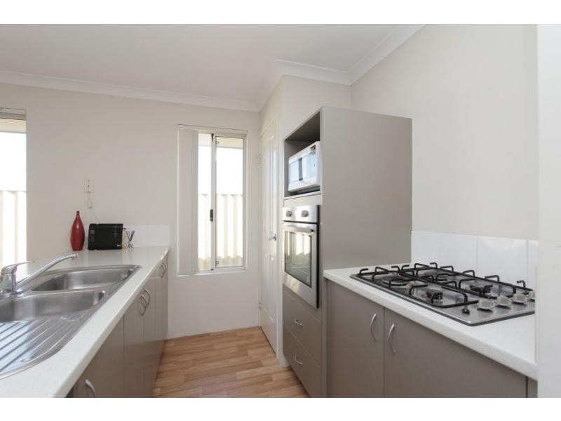 137 Waldburg Drive, Tapping WA 6065