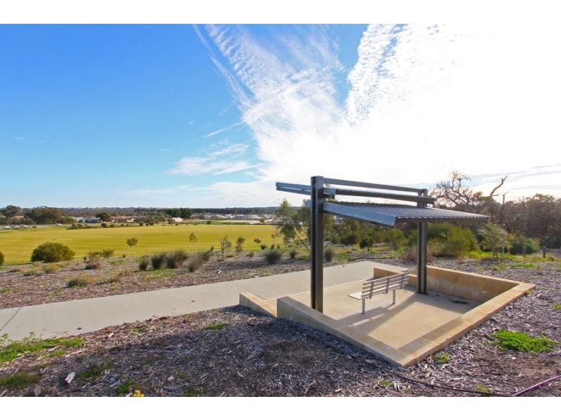 137 Waldburg Drive, Tapping WA 6065