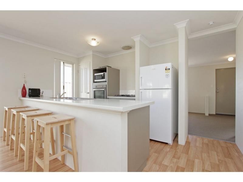 137 Waldburg Drive, Tapping WA 6065