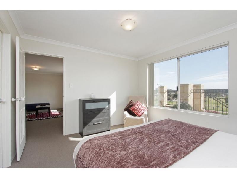 137 Waldburg Drive, Tapping WA 6065