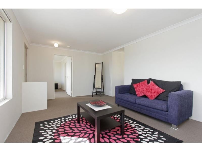 137 Waldburg Drive, Tapping WA 6065