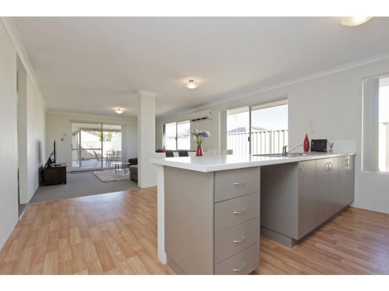 137 Waldburg Drive, Tapping WA 6065