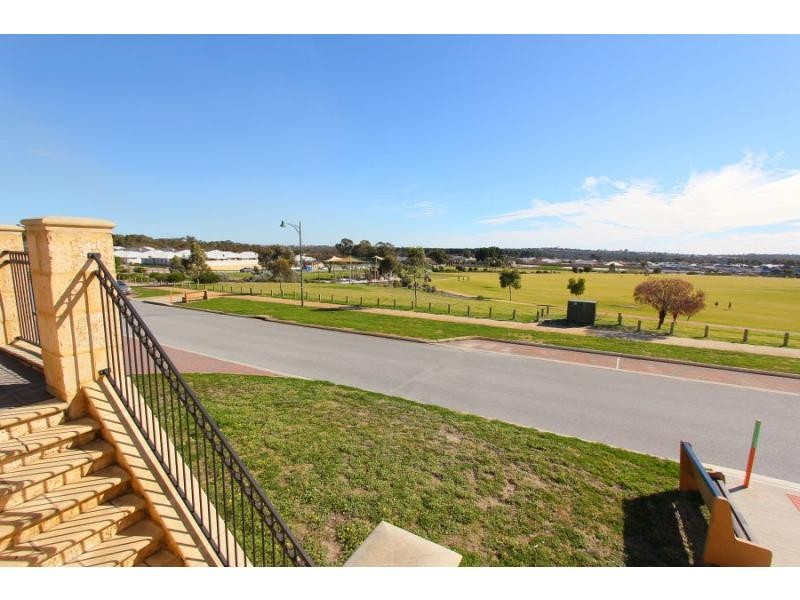 137 Waldburg Drive, Tapping WA 6065