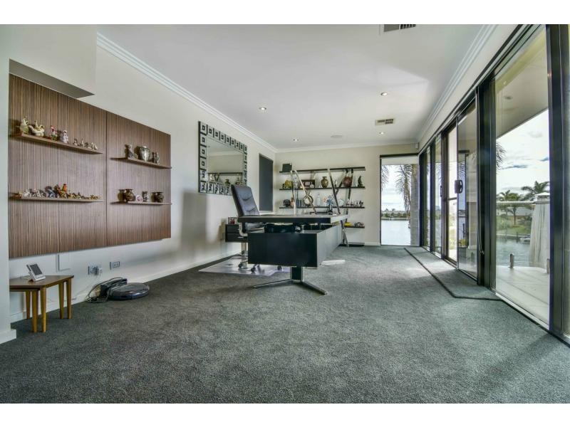 9 Fortescue Court, Dudley Park WA 6210