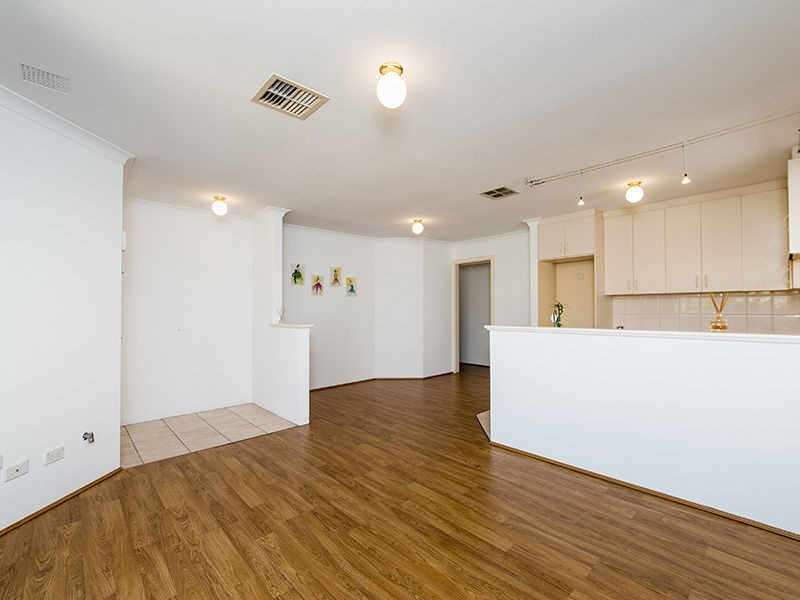 6/14 Warwick Street, St James WA 6102