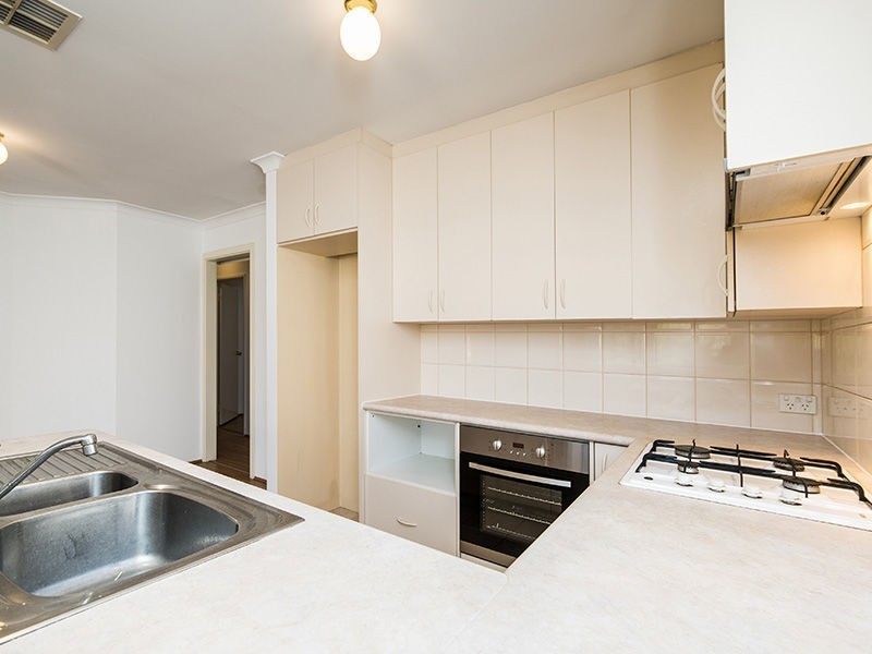 6/14 Warwick Street, St James WA 6102