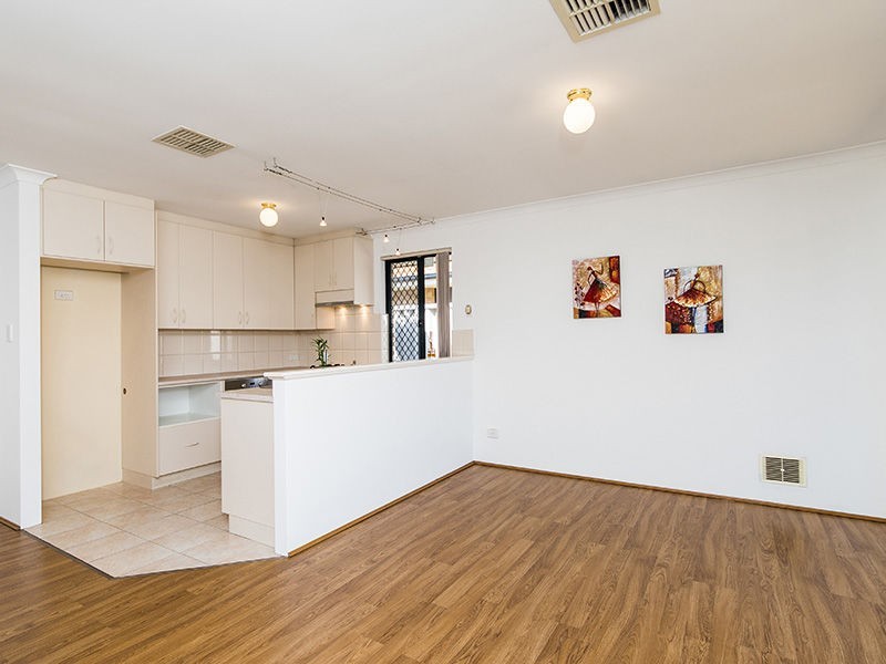 6/14 Warwick Street, St James WA 6102