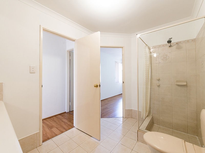 6/14 Warwick Street, St James WA 6102