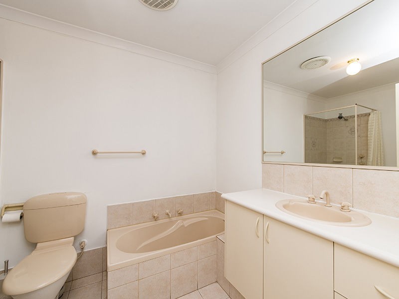 6/14 Warwick Street, St James WA 6102