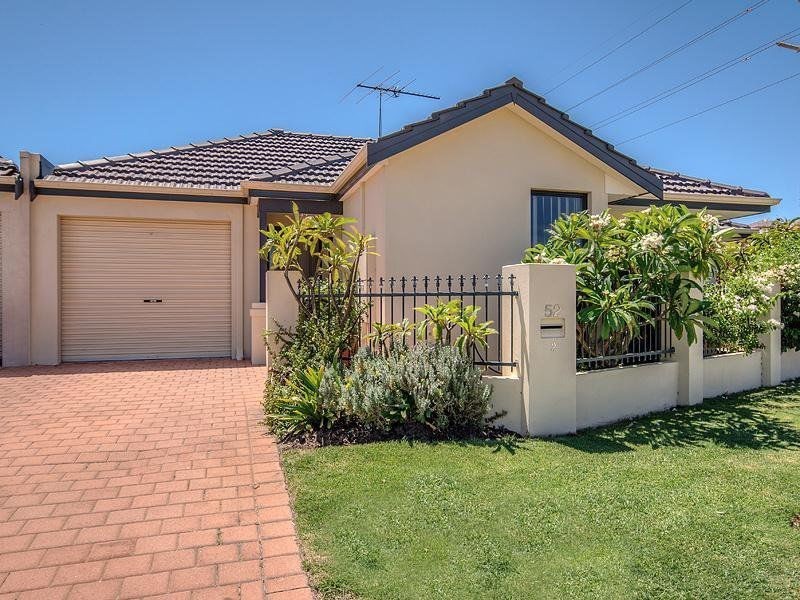 2/52 Bayview Terrace, Yangebup WA 6164