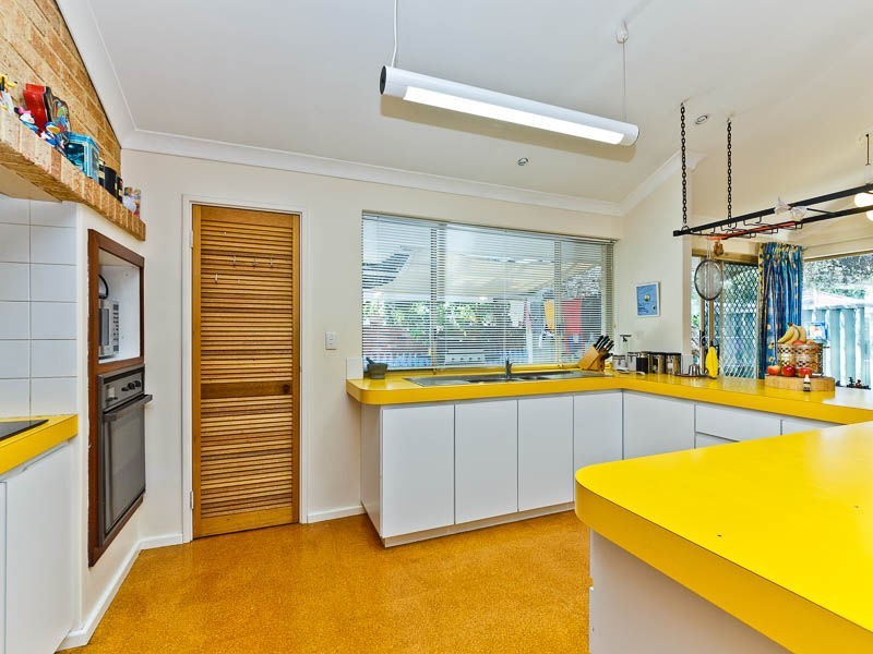 4a Strickland Road, Ardross WA 6153