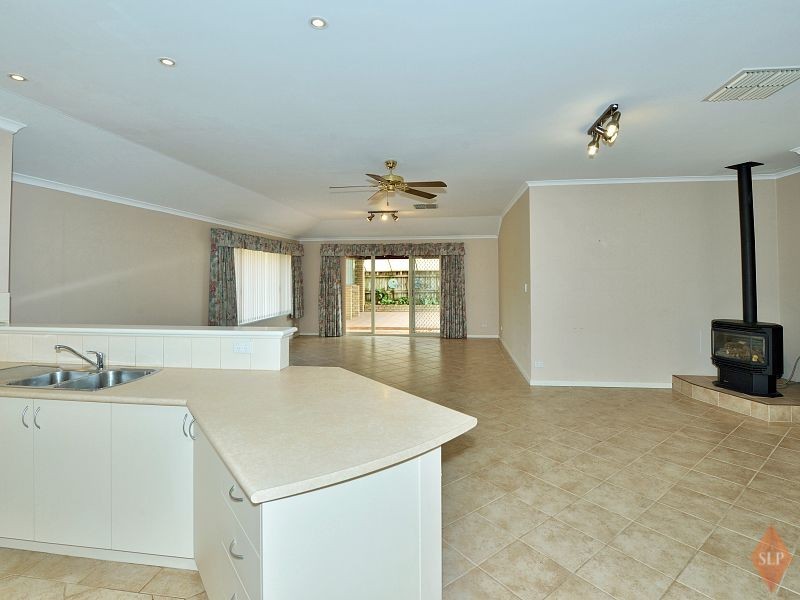 69 Pebble Beach Boulevard, Meadow Springs WA 6210