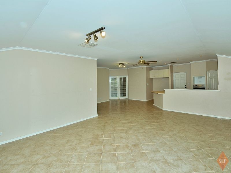 69 Pebble Beach Boulevard, Meadow Springs WA 6210