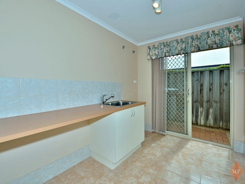 69 Pebble Beach Boulevard, Meadow Springs WA 6210