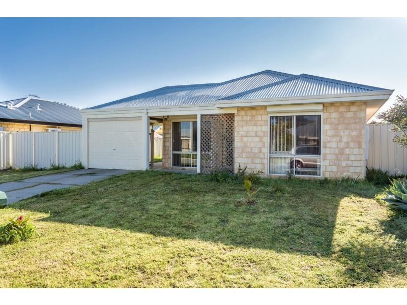 9 Hazelwood Road, Maddington WA 6109