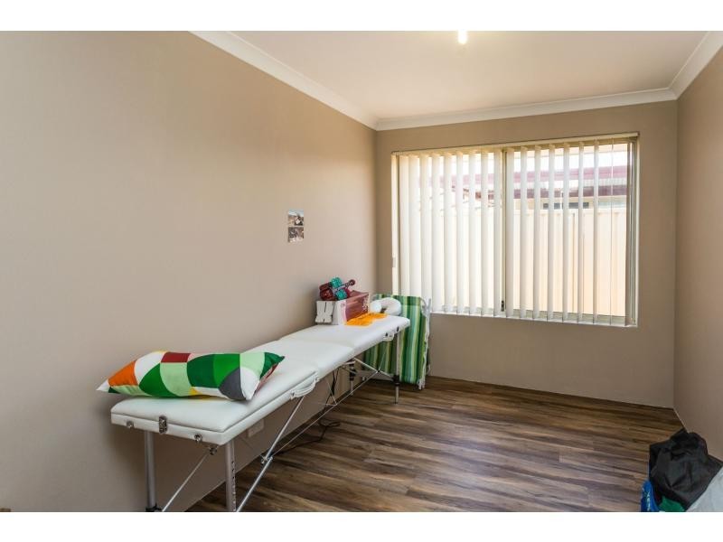 9 Hazelwood Road, Maddington WA 6109