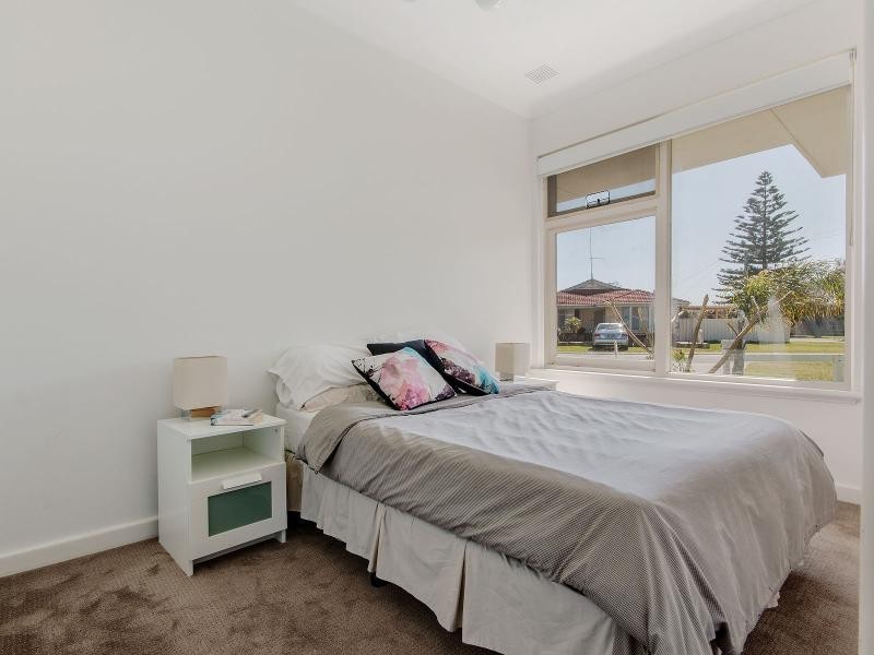 23 Waller Street, Rockingham WA 6168