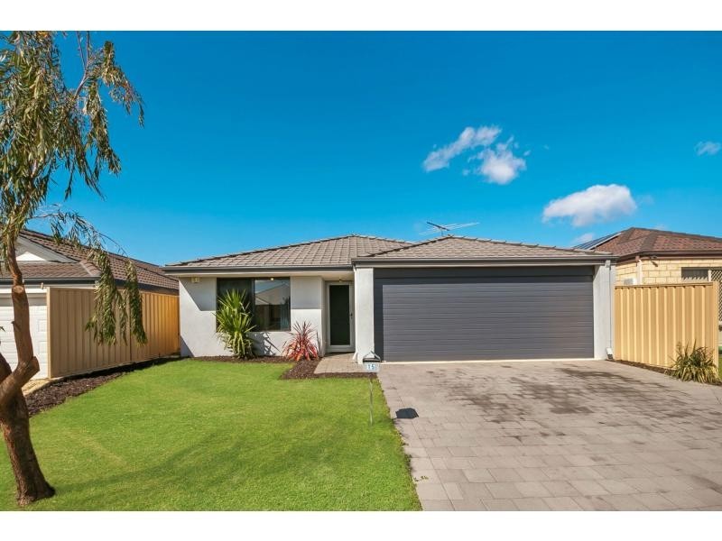 15 Keyham Street, Bertram WA 6167