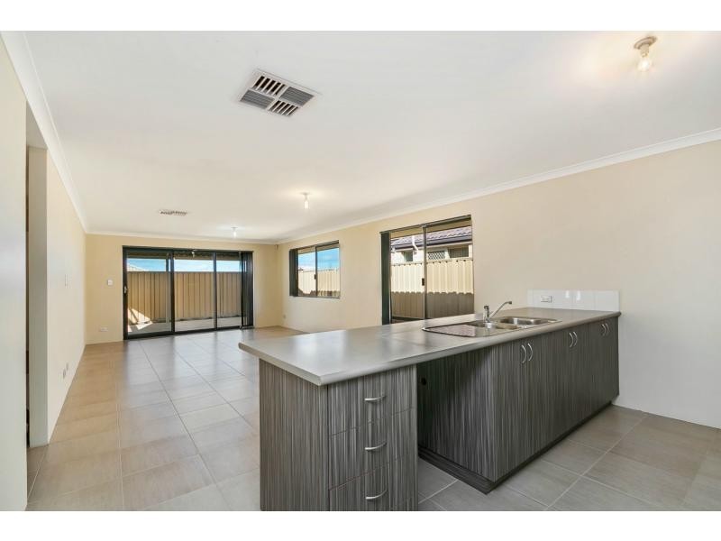 15 Keyham Street, Bertram WA 6167