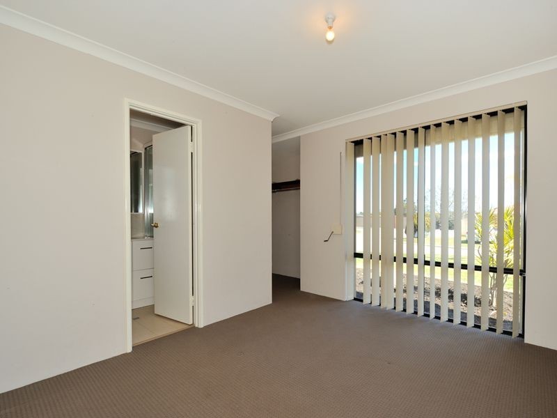 2 Huntingdale Court, Cooloongup WA 6168