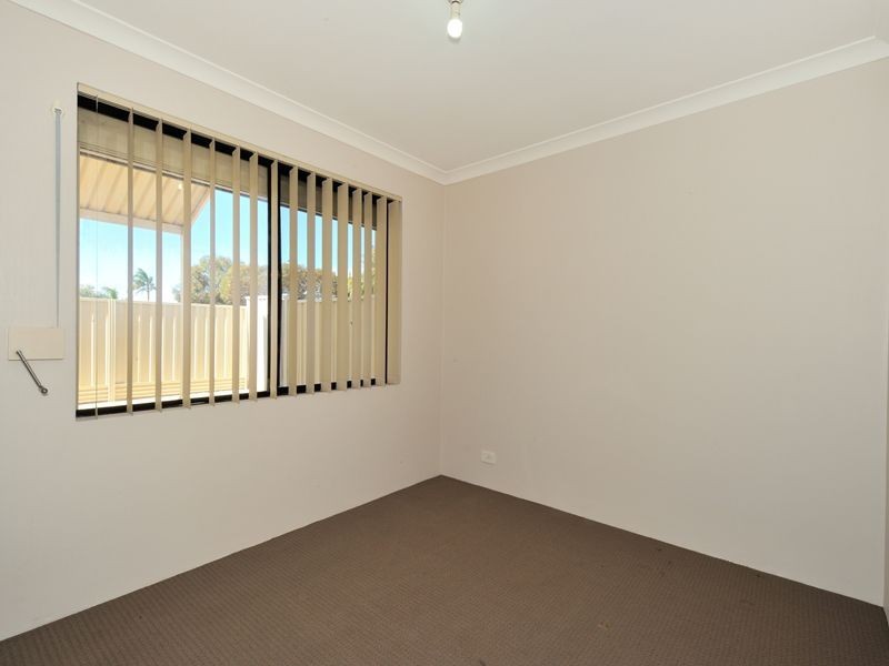 2 Huntingdale Court, Cooloongup WA 6168