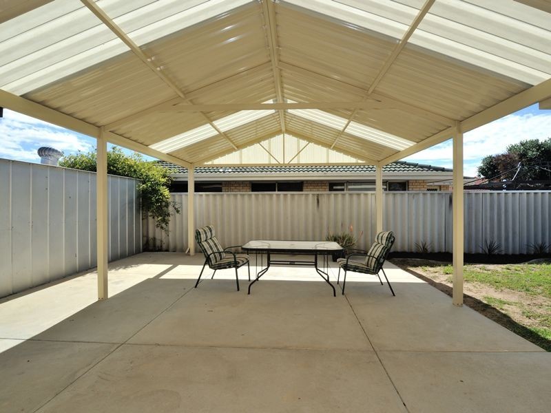 2 Huntingdale Court, Cooloongup WA 6168