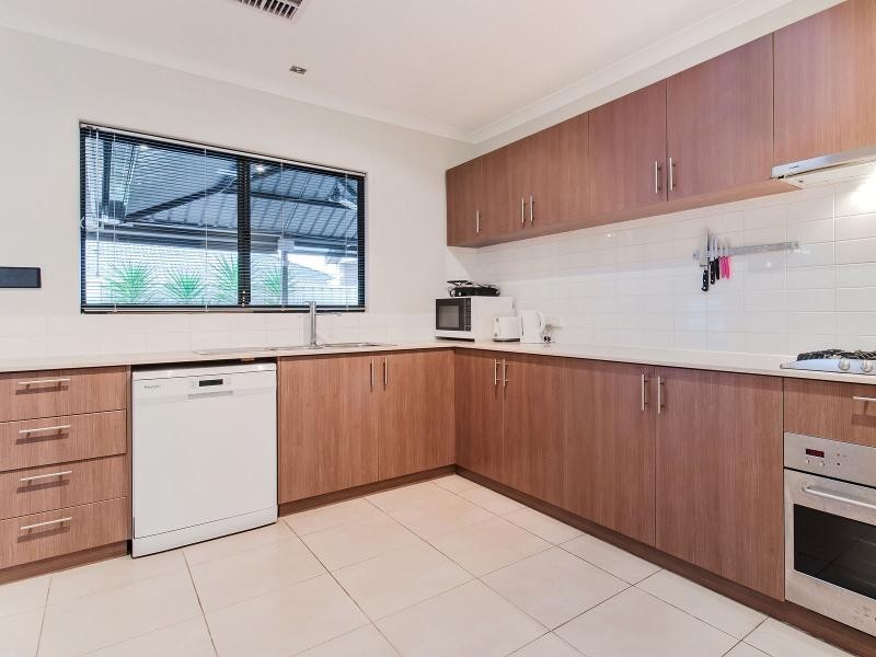 6/13-17 George Street, Rockingham WA 6168