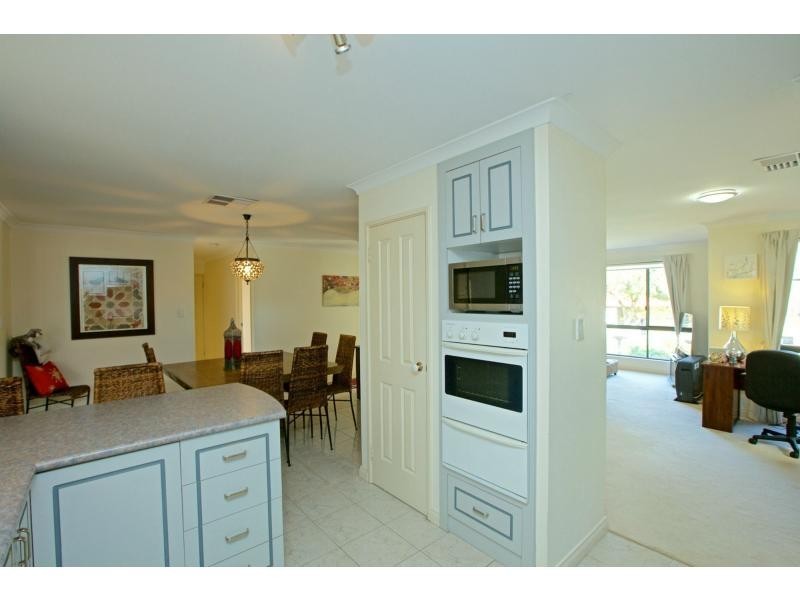 13 Woodhall Street, Stirling WA 6021