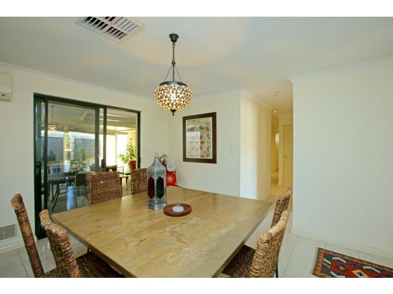 13 Woodhall Street, Stirling WA 6021