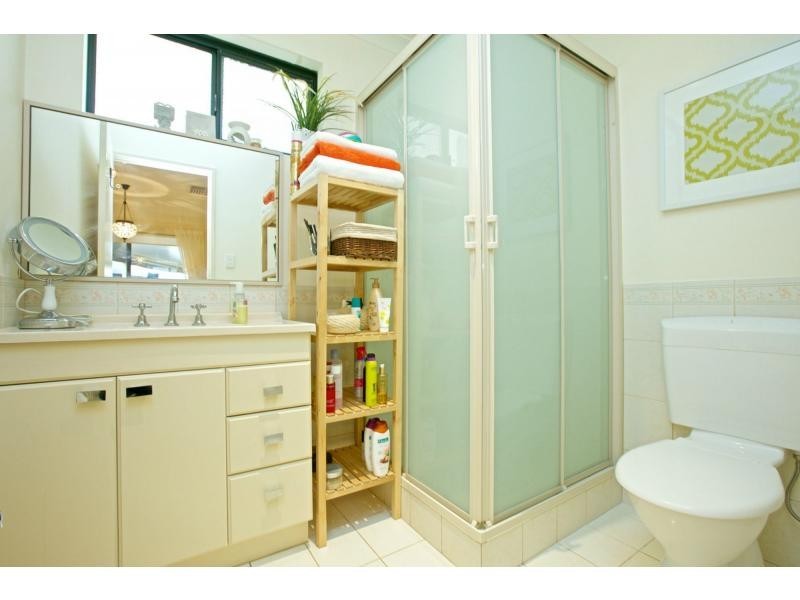 13 Woodhall Street, Stirling WA 6021