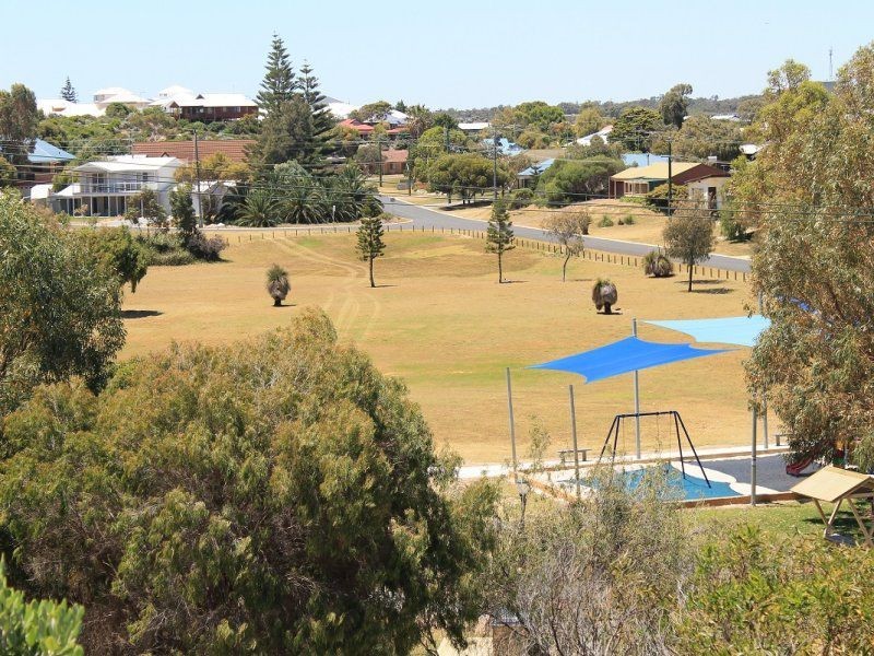 36 Ayrton Street, Dawesville WA 6211