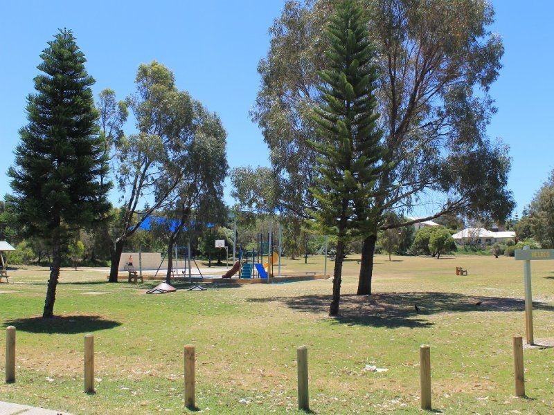 36 Ayrton Street, Dawesville WA 6211