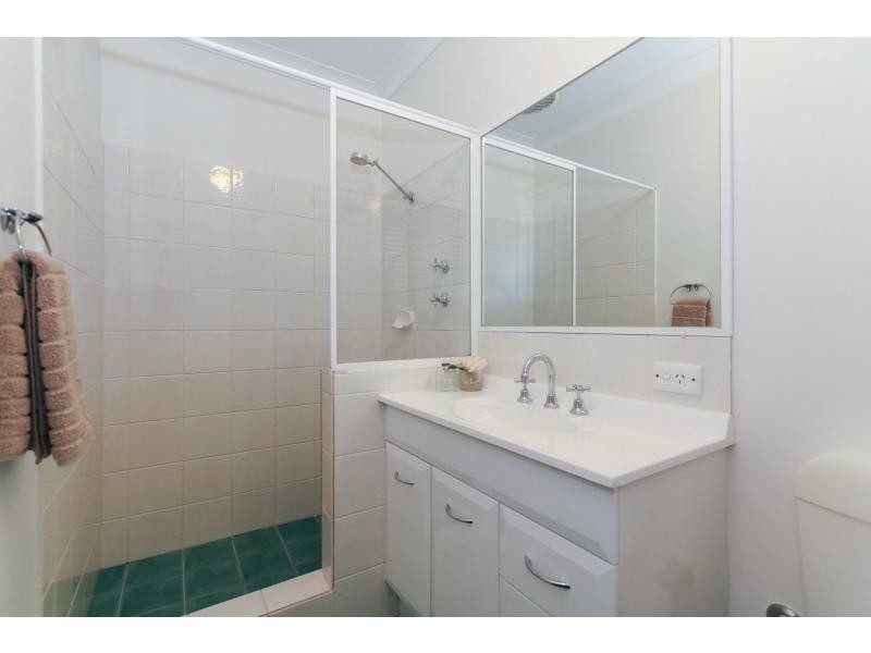 81 Amethyst Crescent, Mount Richon WA 6112