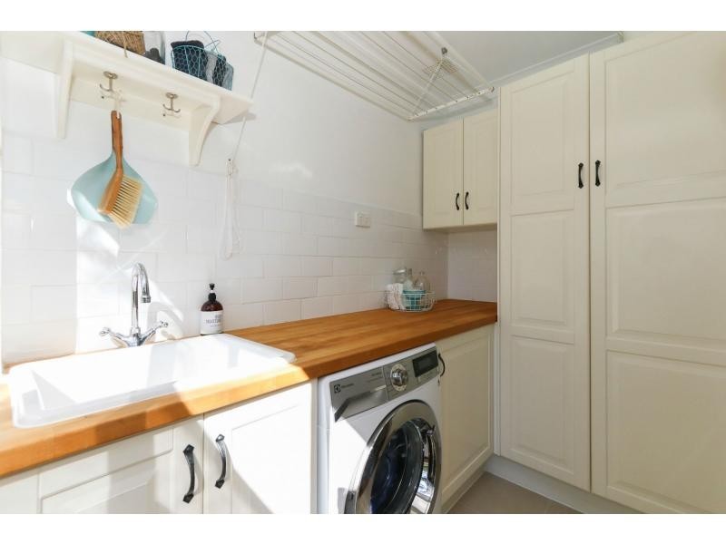 81 Amethyst Crescent, Mount Richon WA 6112