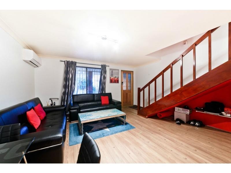 2/44 Tenth Avenue, Maylands WA 6051