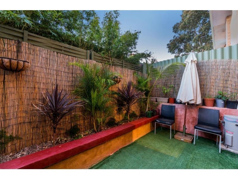 2/44 Tenth Avenue, Maylands WA 6051
