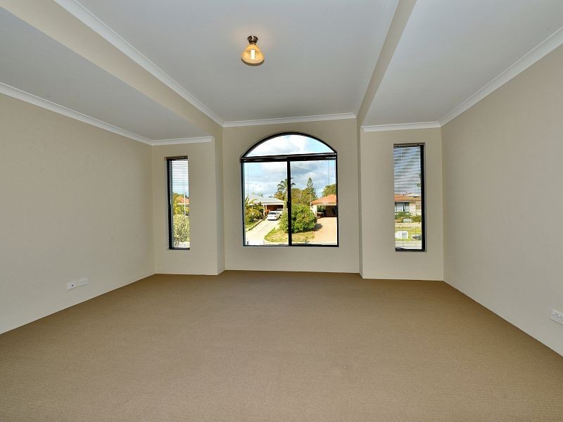 95 Murdoch Drive, Singleton WA 6175