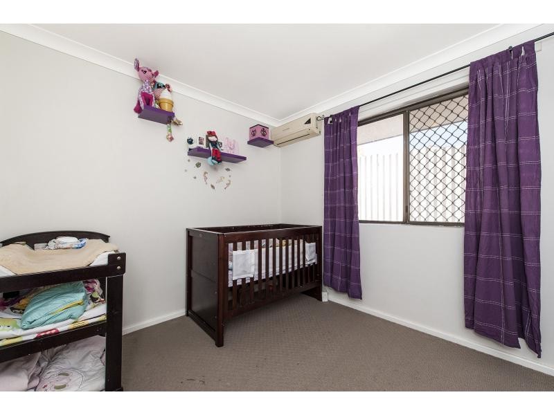 18 Roxwell Way, Girrawheen WA 6064