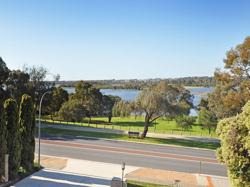 155 Edgewater Drive, Edgewater WA 6027