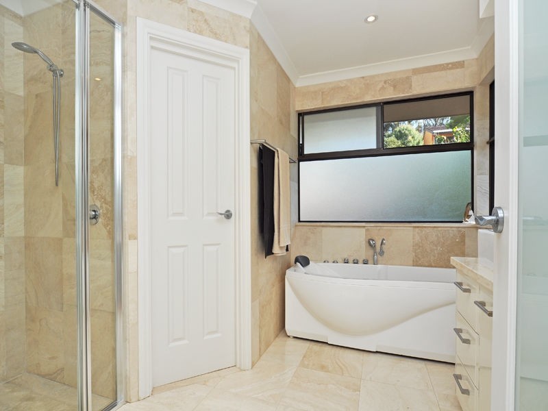 155 Edgewater Drive, Edgewater WA 6027