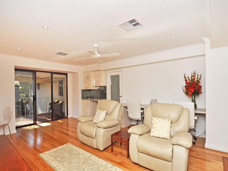 155 Edgewater Drive, Edgewater WA 6027