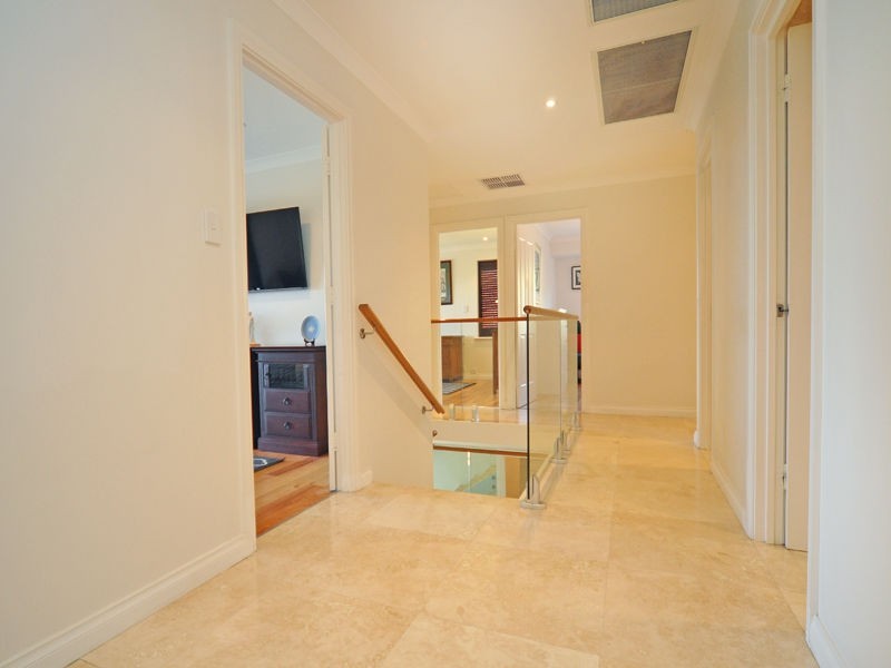 155 Edgewater Drive, Edgewater WA 6027