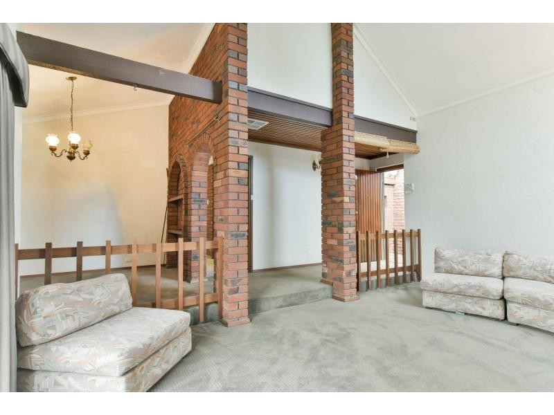 15 Gunn Court, Thornlie WA 6108